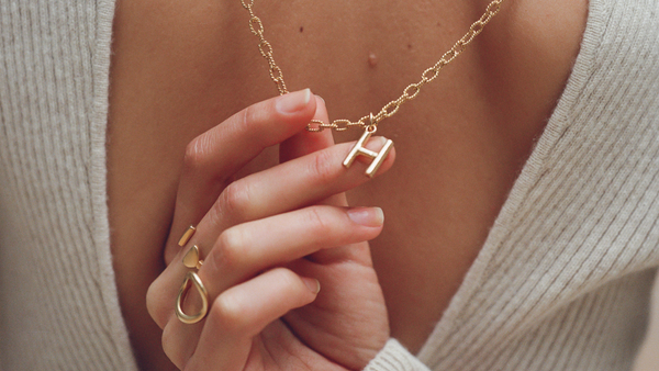 Personalized gifts for mom, like jewelry, stand out as meaningful, lasting keepsakes.