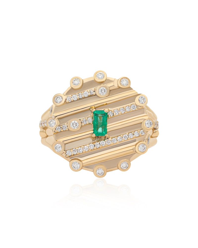 Ethereal Skyline Vintage Ring - Emerald