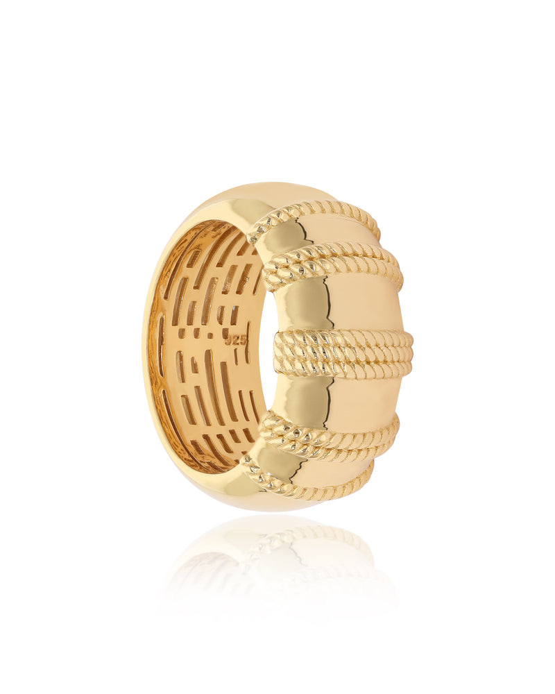 Naia Triumph Ring
