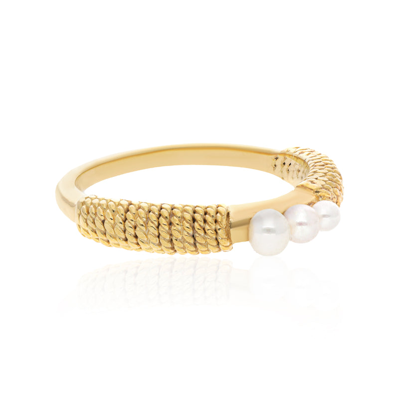 Mira Pearl Ring