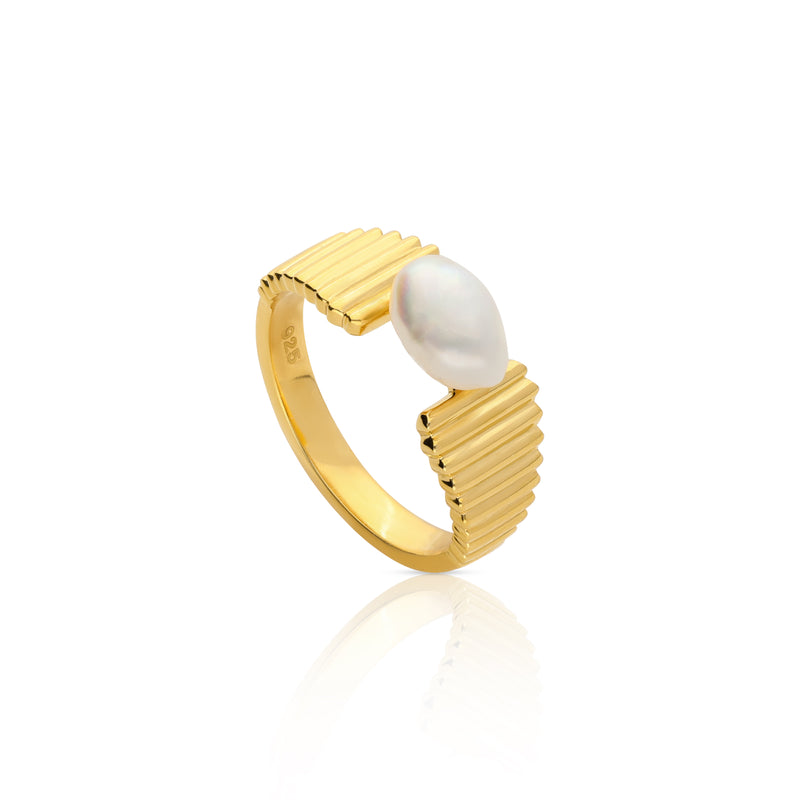 Keishi Pearl Edge Ring